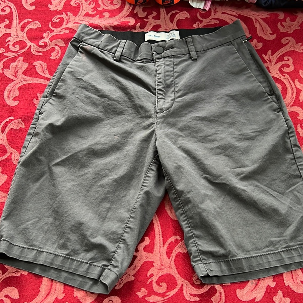 Tech slim fit shorts